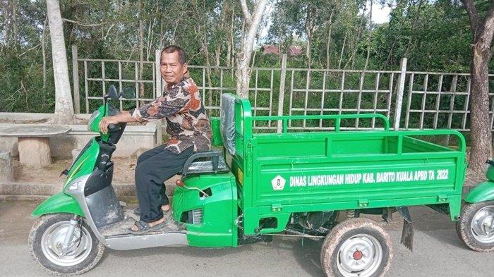 Pengadaan Kendaraan Pengangkut Sampah Kp. Gardusayang RT 03 RW 01 Desa Gardusayang Kecamatan Cisalak 